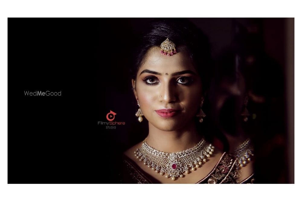 Photo By Shivani Dey - Bridal Makeup