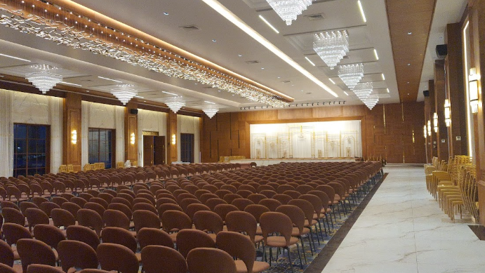 The Golden Leaf AC Banquet Hall, Kunjirwadi
