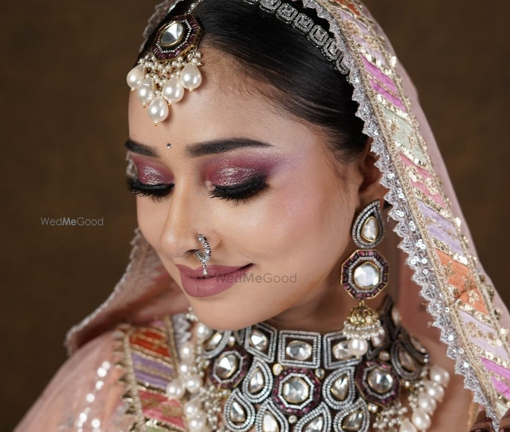 Glam up by Neetz