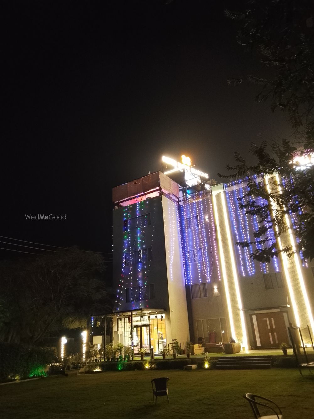 Photo By Hotel Three Seasons - Venues