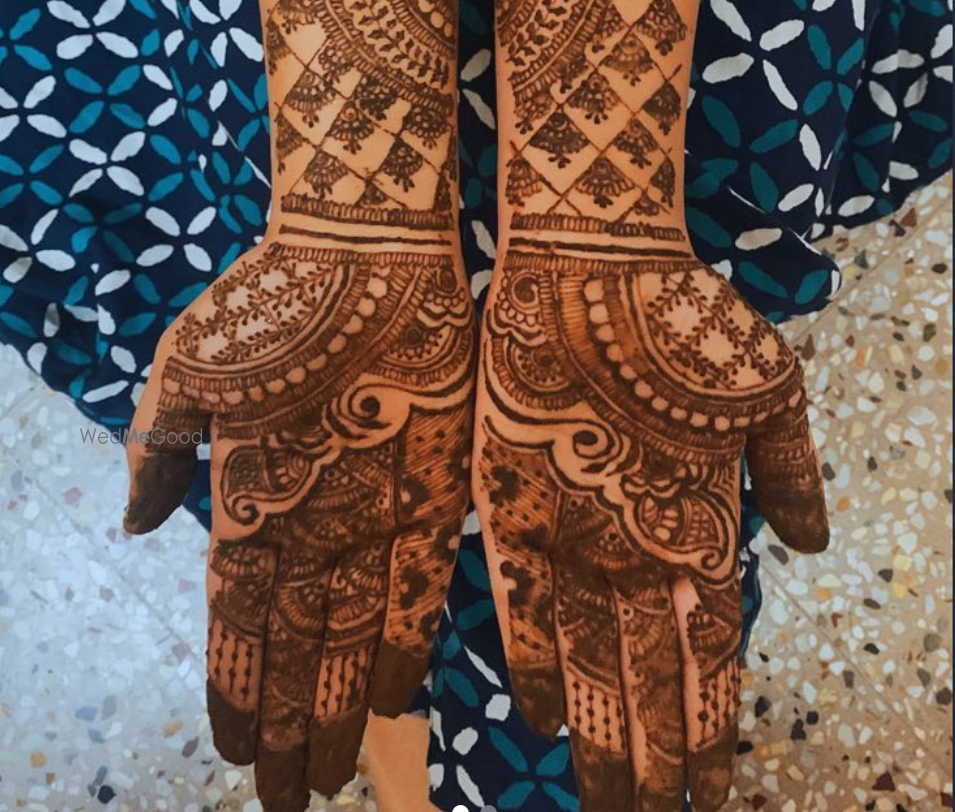 Artistic Mehendi