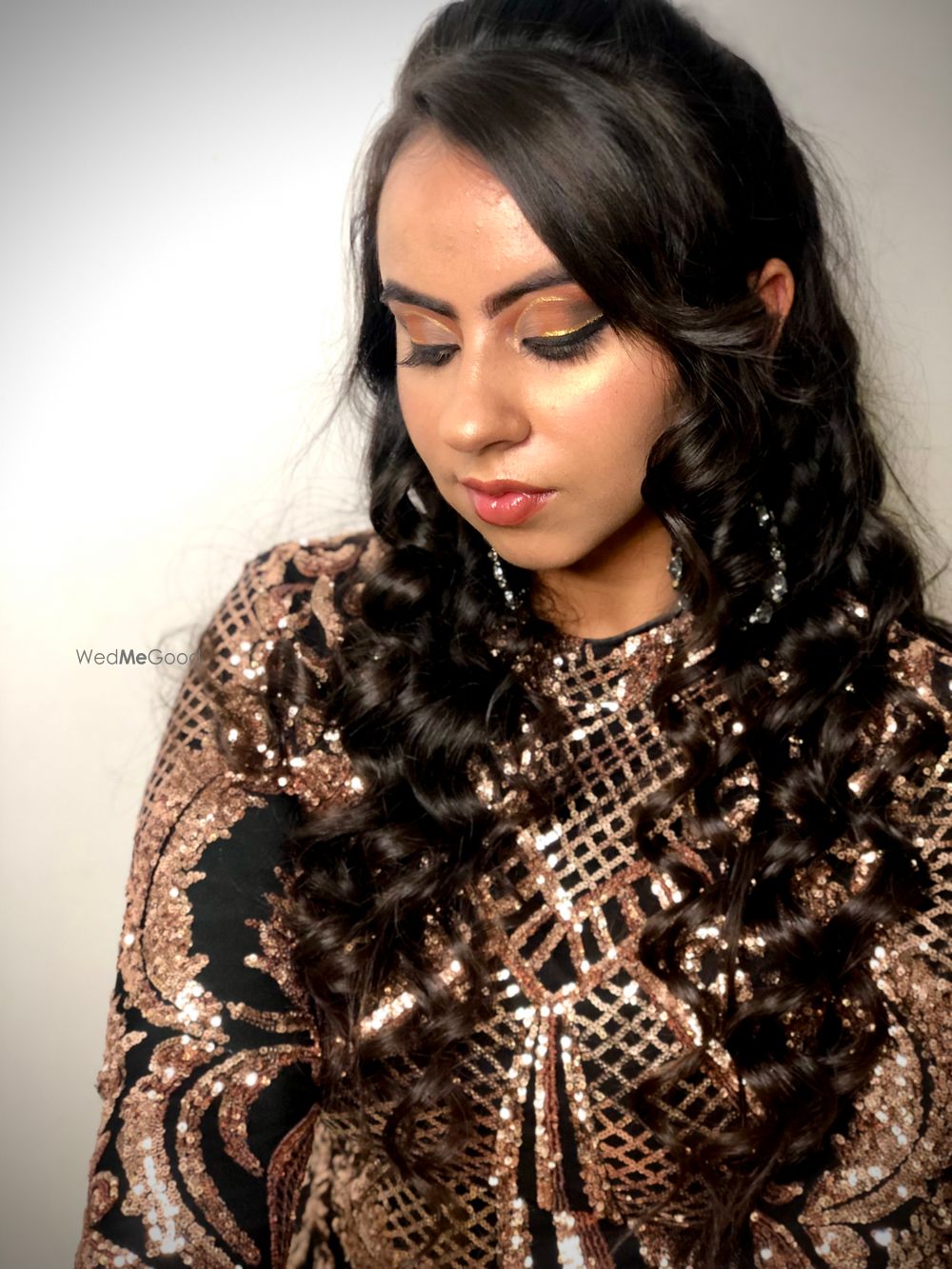 Photo By Anshika Shah Makeovers - Bridal Makeup