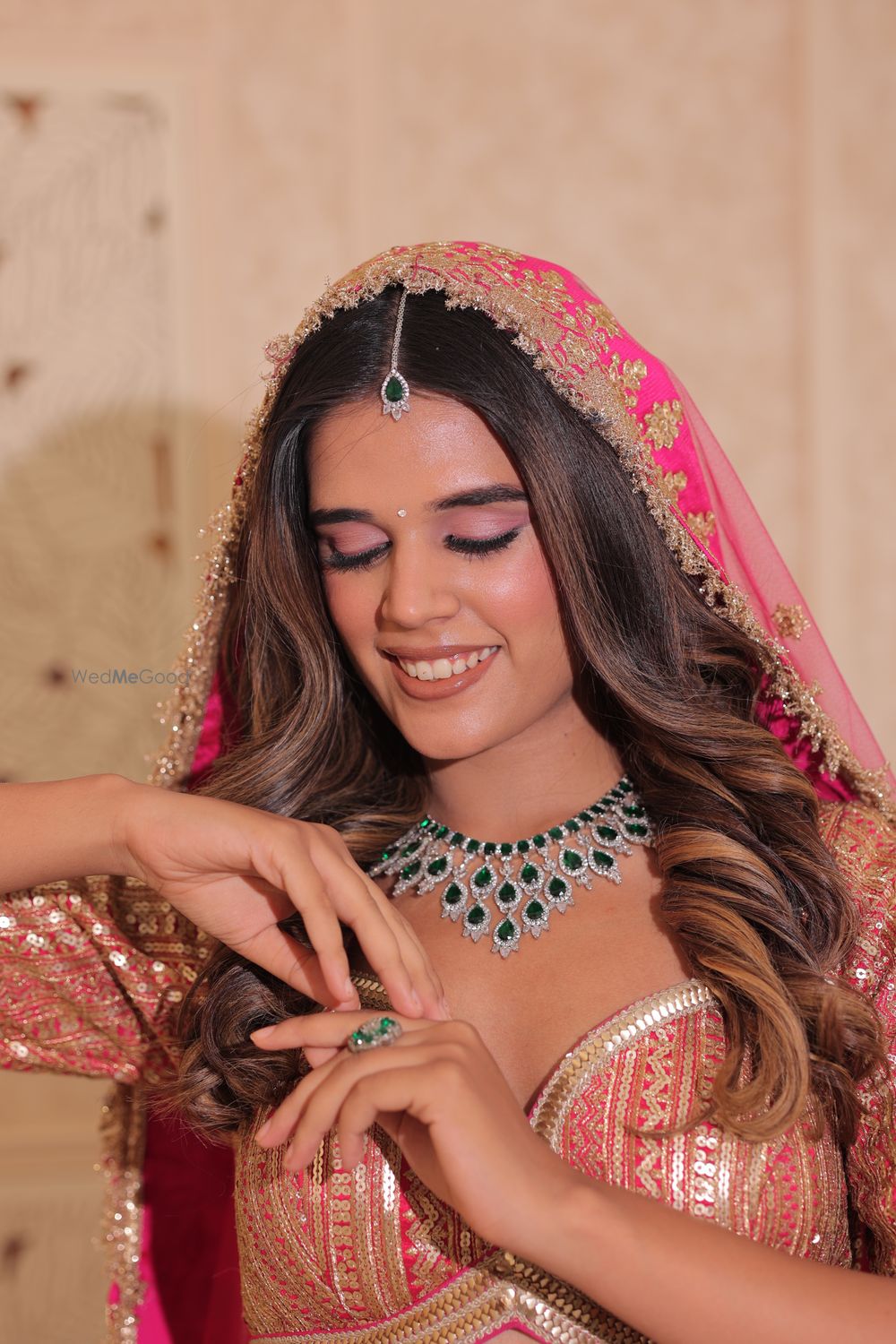 Photo By Anshika Shah Makeovers - Bridal Makeup