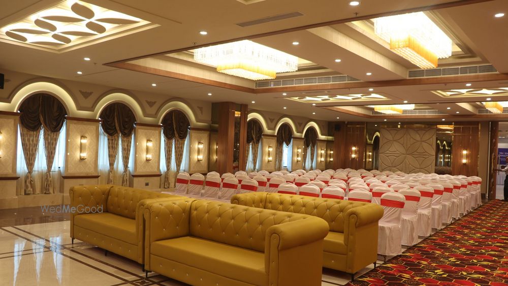 Triveni Banquet