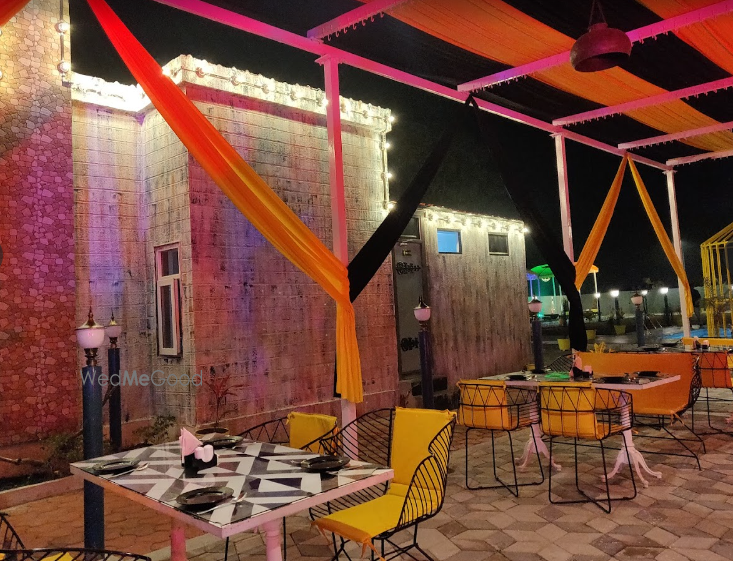 Photo By Moksh Club - Venues