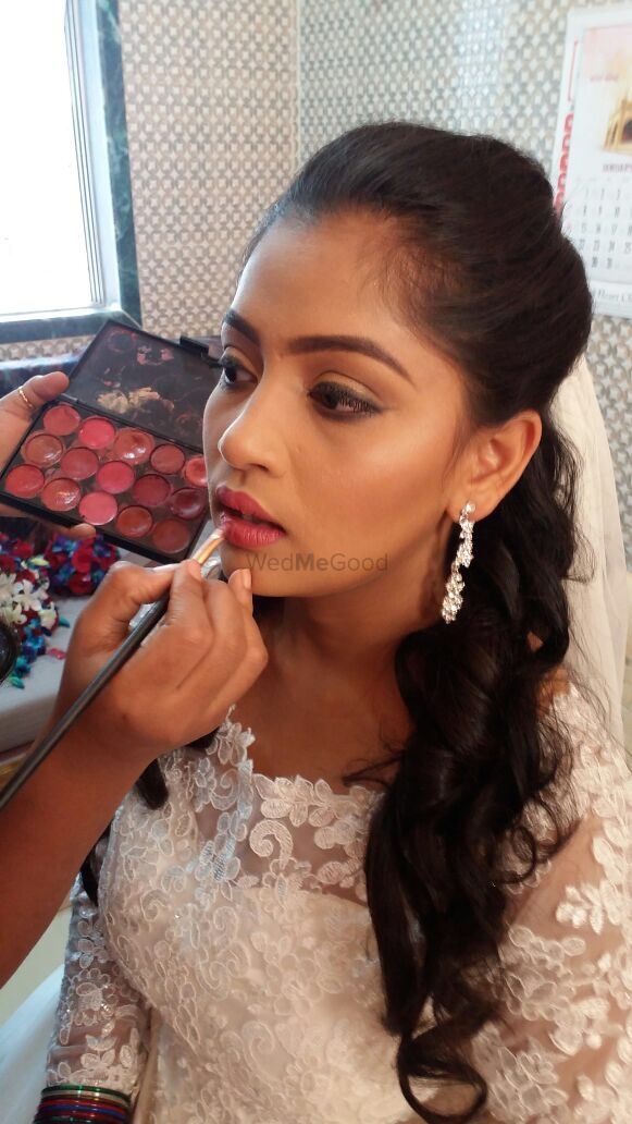 Photo By Sunita Dindi - Bridal Makeup