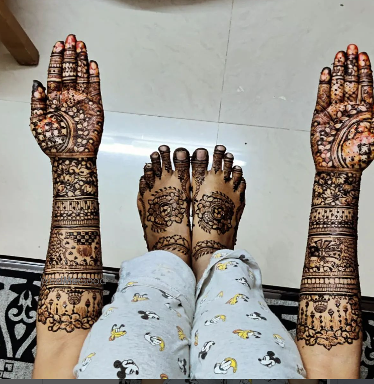 Abis Mehndi Art