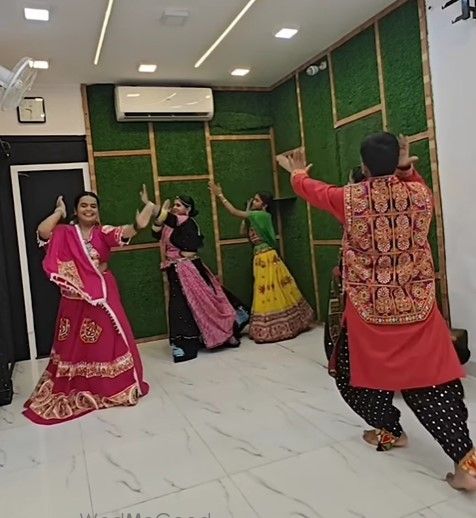 Photo By Ira Entertainments Dance Classes & Events - Sangeet Choreographer