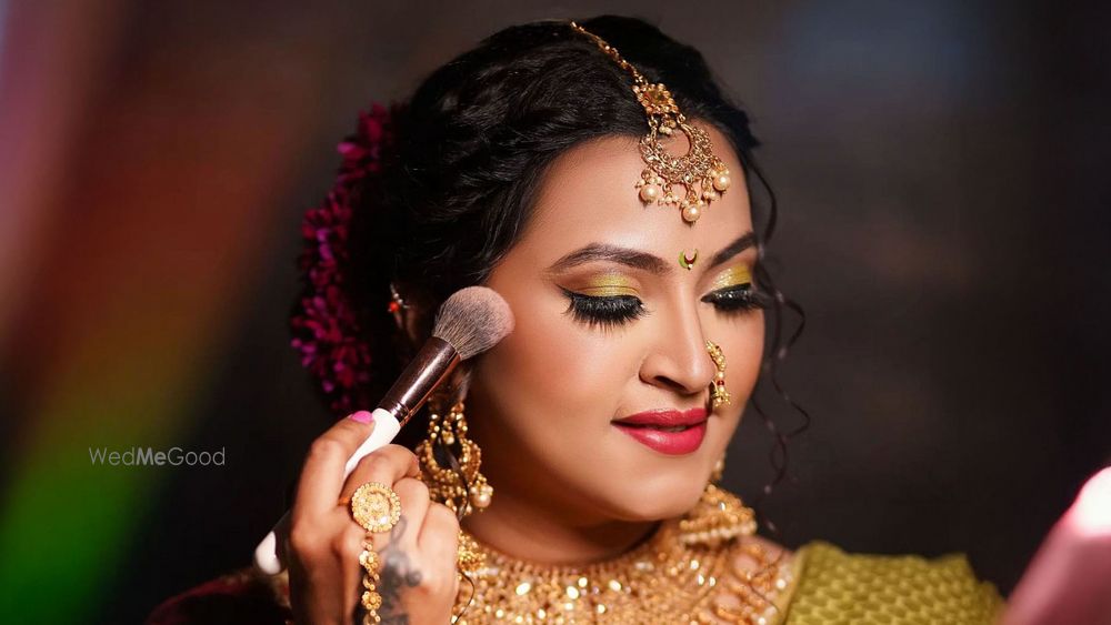 Komal Salvi Makeup