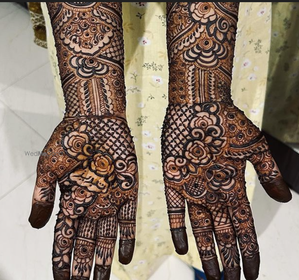 Yasmin Mehendi Artist