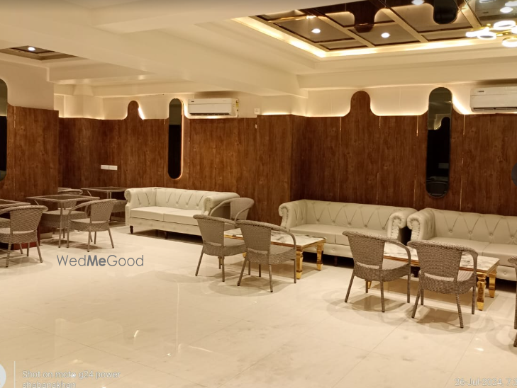 Marks Hotel & Banquets