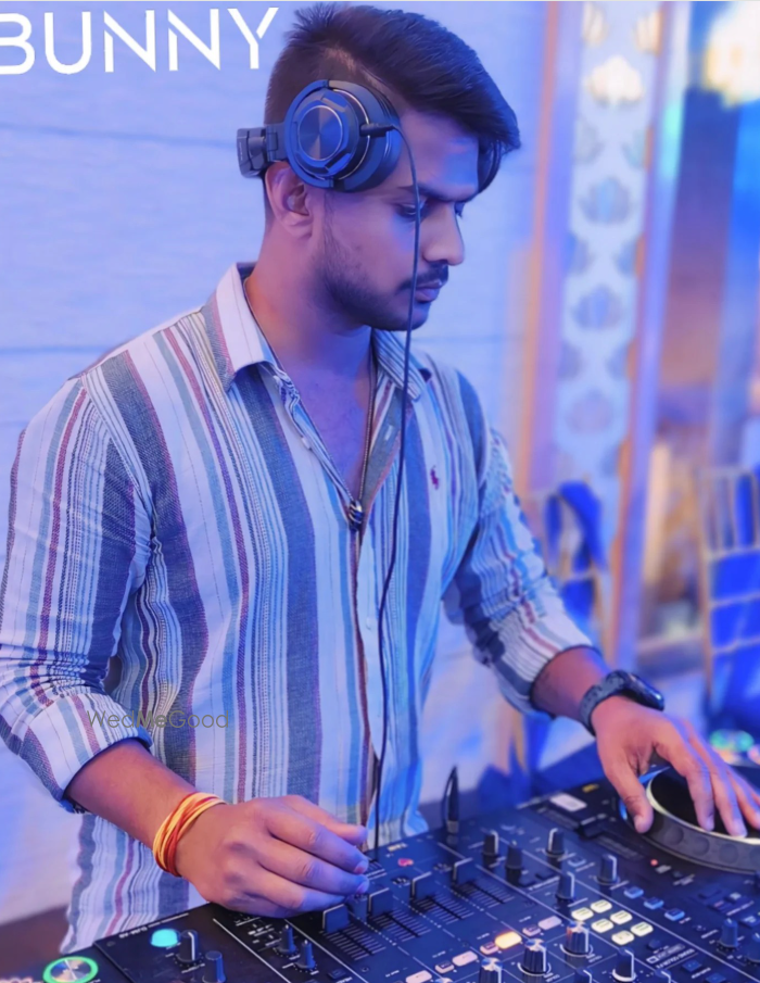 Photo By Dj Bunny - DJs