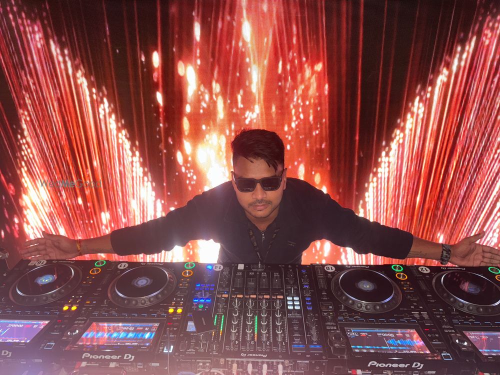 Photo By Dj Bunny - DJs