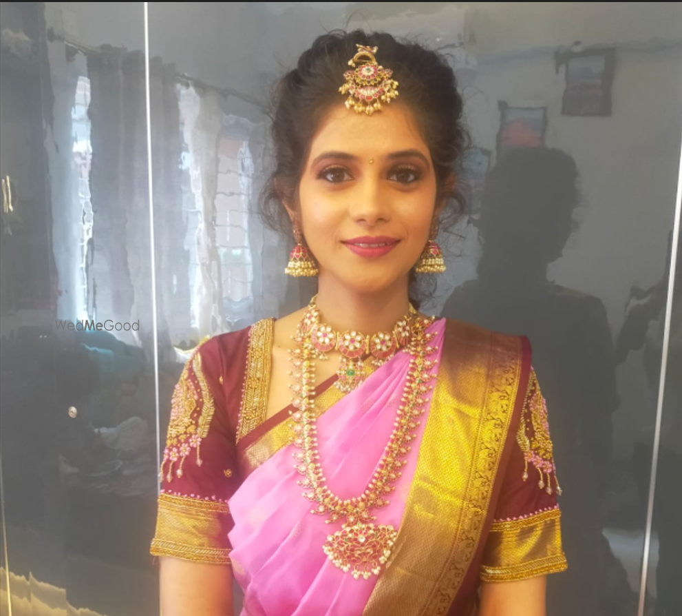 Shree Raksha Beauty Parlour