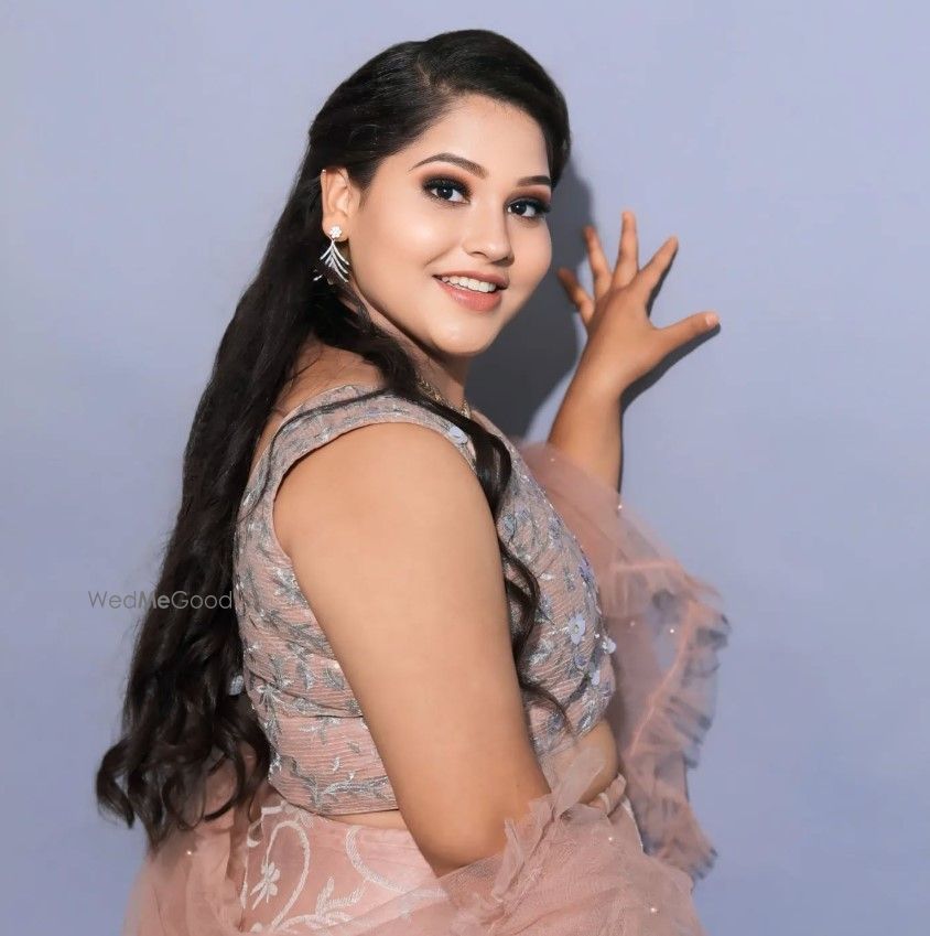 Makeup by Khushi Porwal