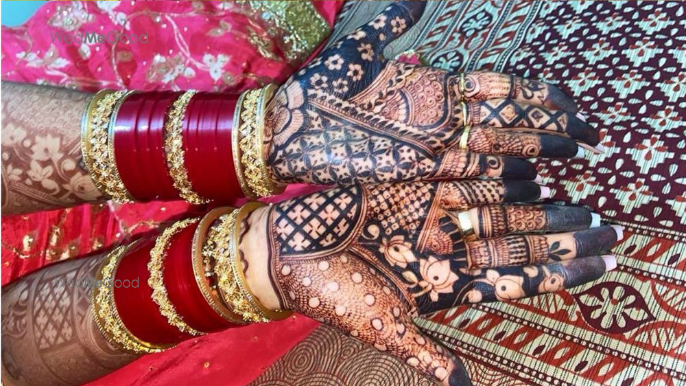 Dev Bridal Mehandi Artist