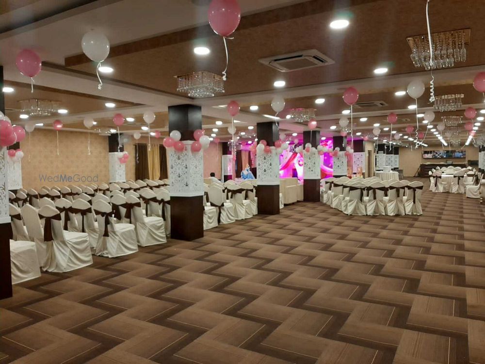Photo By La Royale Banquet Hall - Venues