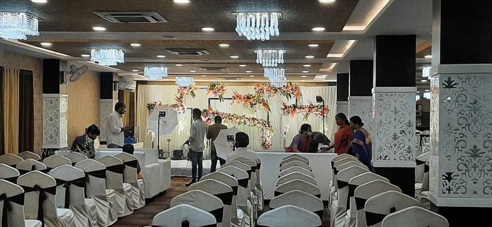 Photo By La Royale Banquet Hall - Venues