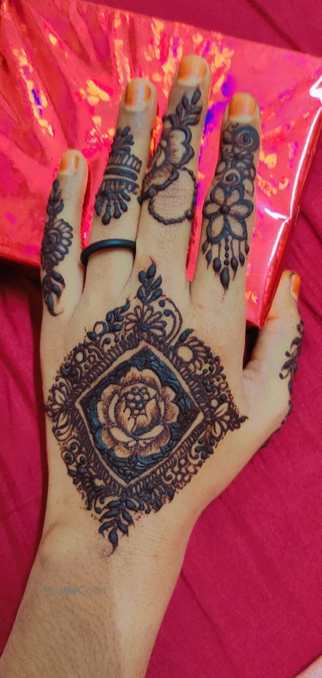 Photo By Ruksar Yousuf Mehandi - Mehendi Artist