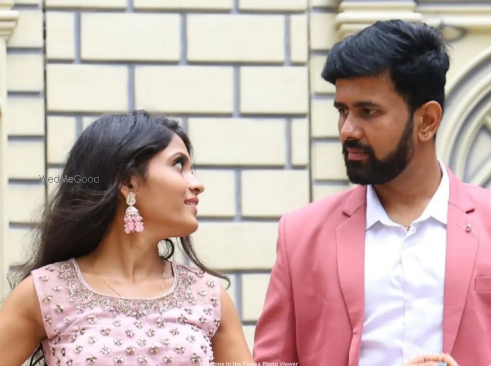 Navin's Retrograf - Pre Wedding