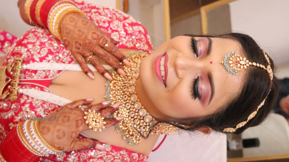 Photo By Dreambrush Makeovers - Bridal Makeup Artists