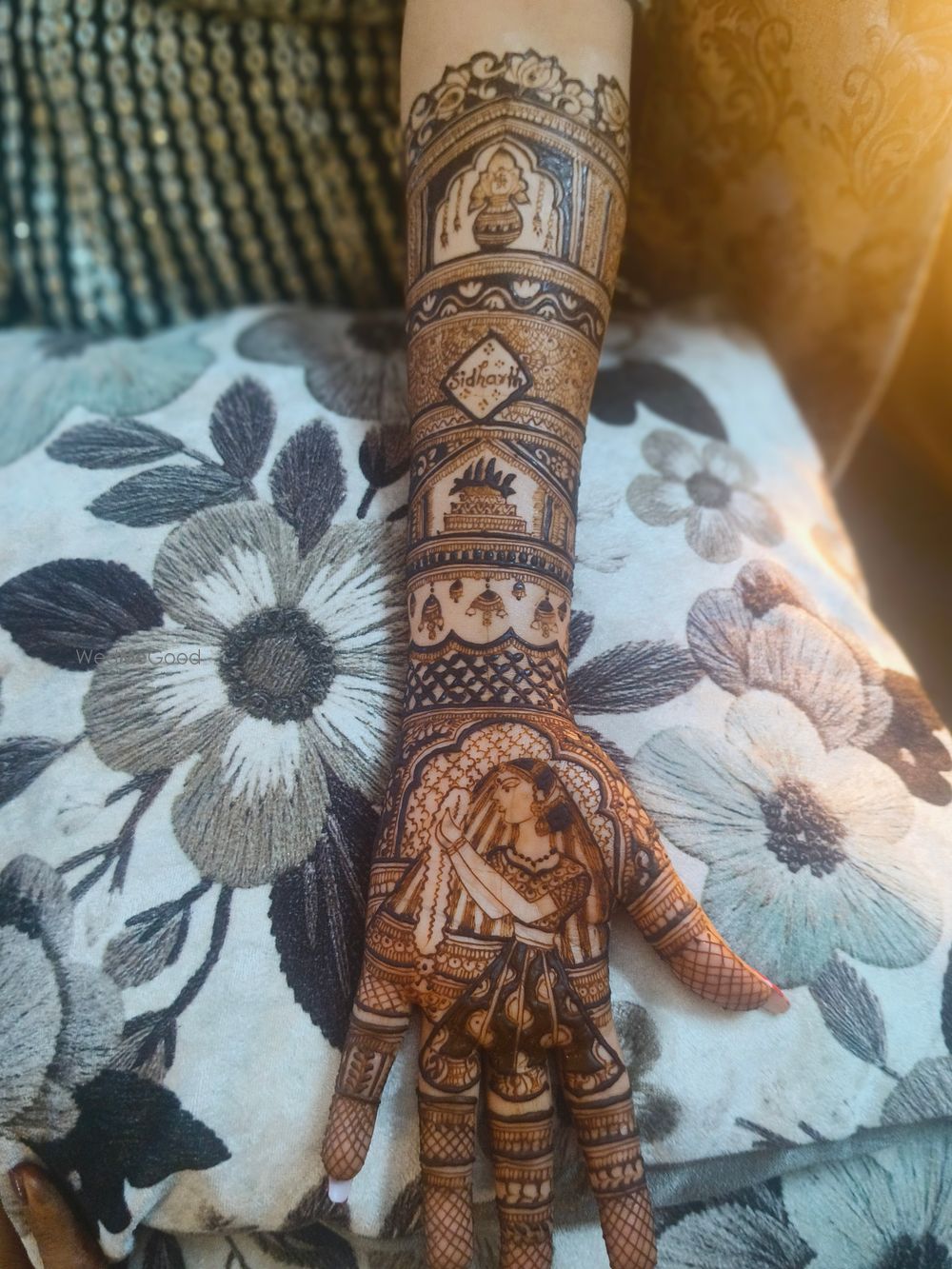 Photo By Mahi Mehndi Design - Mehendi Artists