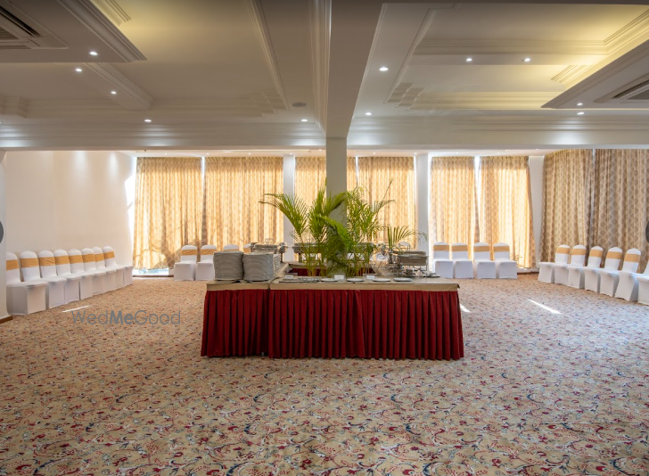 Hyde Park ApartHotel