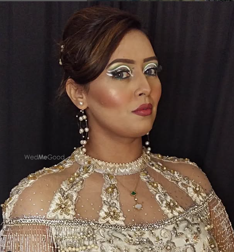 Makeup by Sabina Shaikh