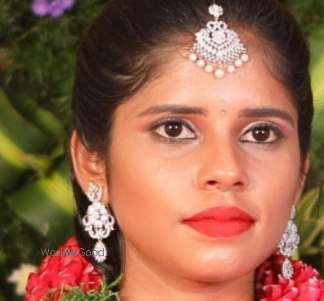 Photo By Iniyaa's Bridal Studio - Bridal Makeup