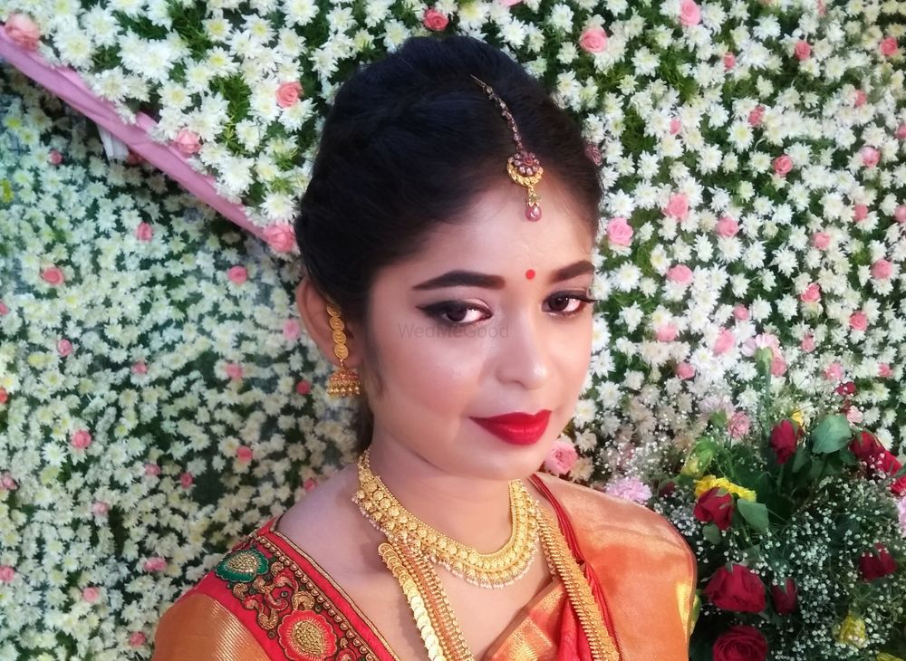 Khushi Bridal Makeup Artist