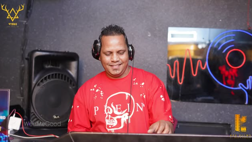 Photo By Vdj Stash - DJs