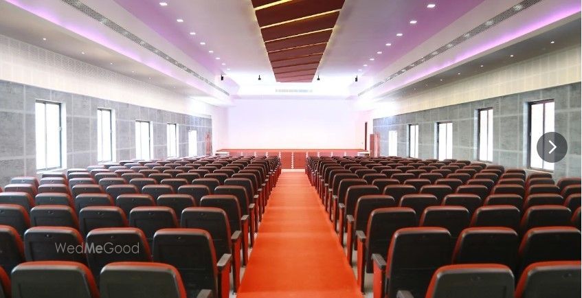 Maharaja Convention Centre