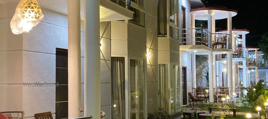Corbett Treff Hotel