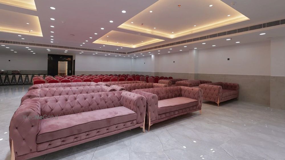 SNJ TAJ GRAND