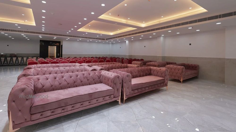 SNJ TAJ GRAND