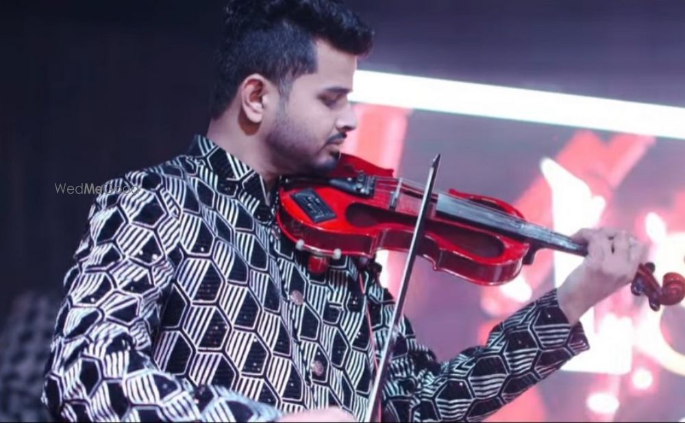 Photo By Swastik Sitar Symphony - Wedding Entertainment 