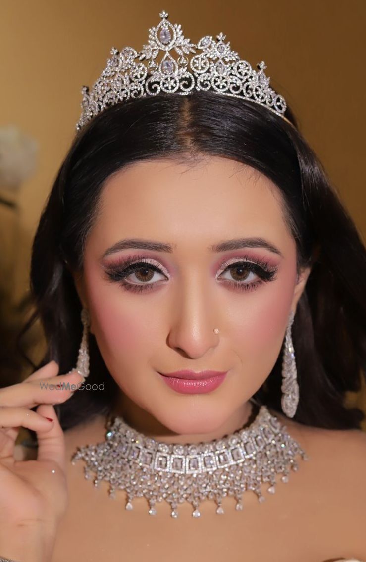 Photo By Makeovers by Zeba - Bridal Makeup