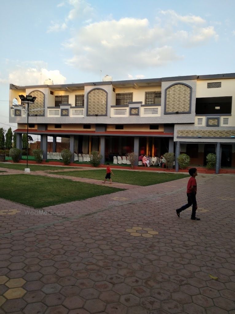 Lucky Garden