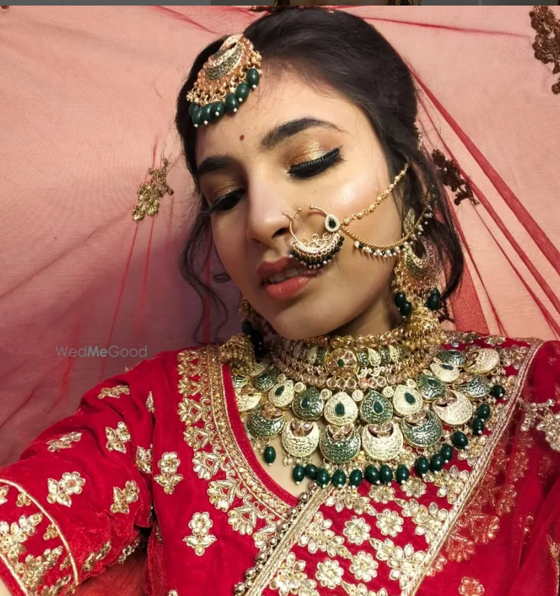Yashi Parmar Makeup and Hair
