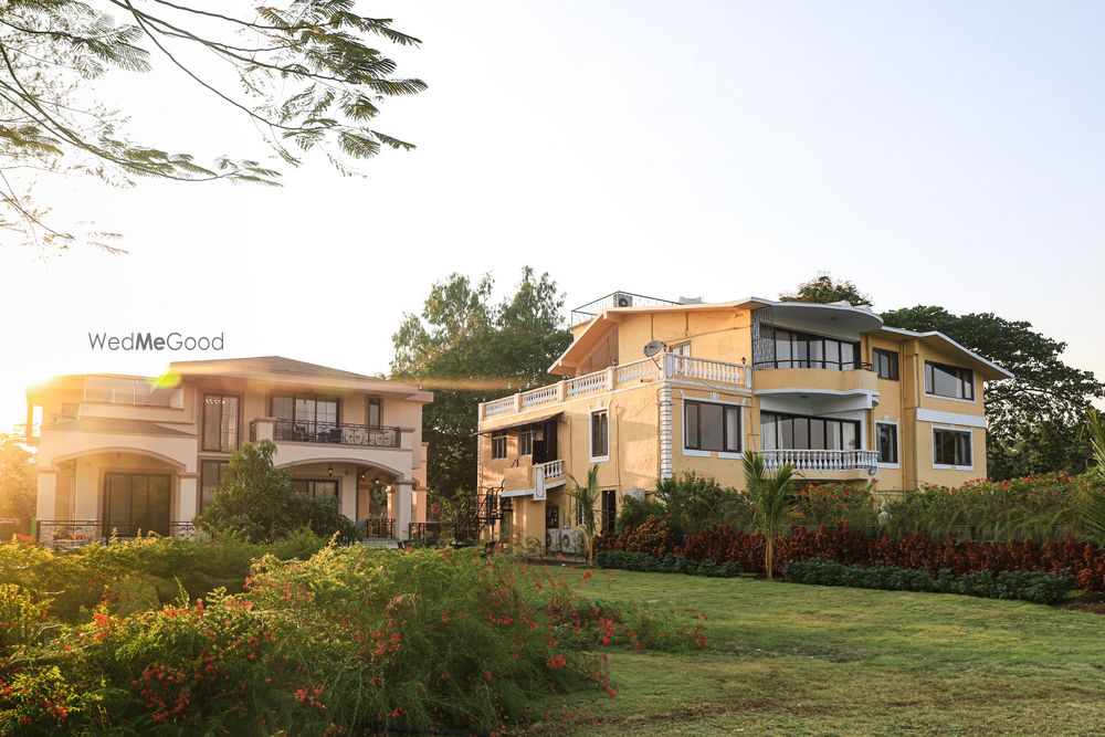 Photo By KMD Hills - Venues