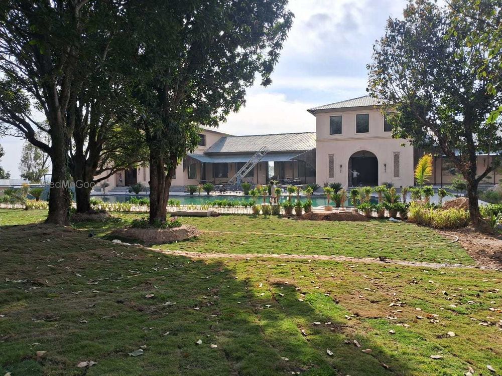 Debu's The Fern Resort & Spa Jim Corbett