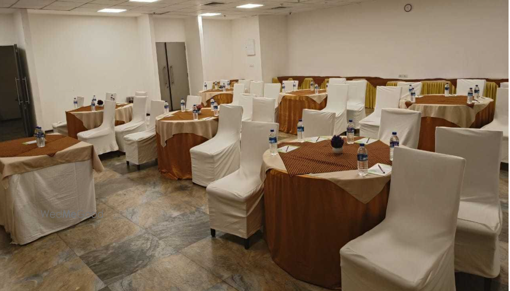 Hotel Mumbai House Airoli, Navi Mumbai