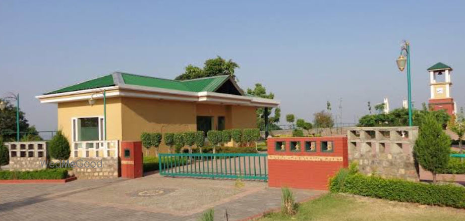 Badhani Countryside Resort
