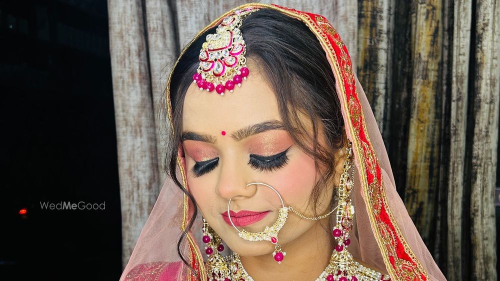 Royal Hair Makeup Studio