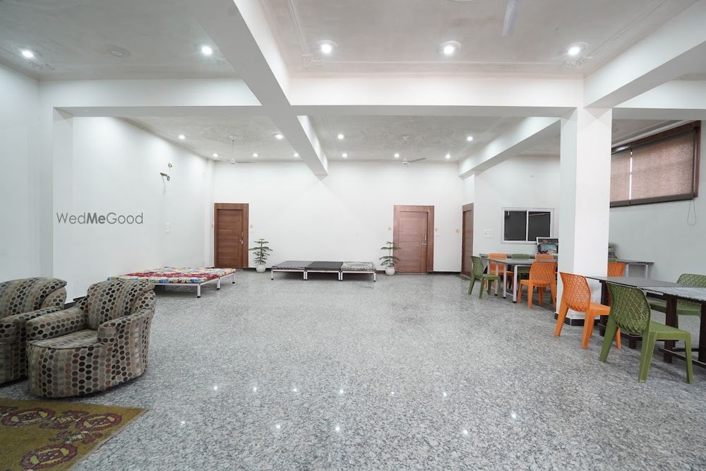Jalsa Home Stay & Banquets