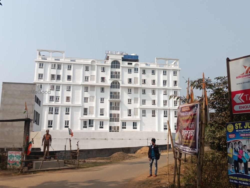 Mistwood Hotel
