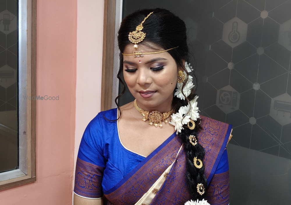 Makeup by Roja