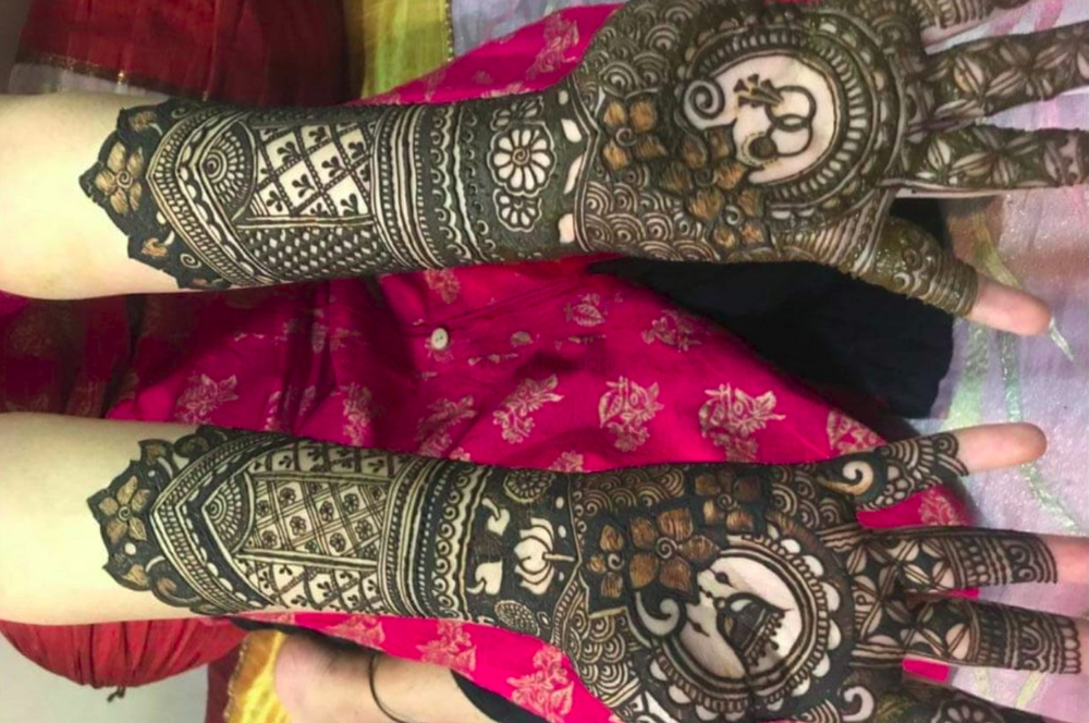 Radhika's Mehndi Art