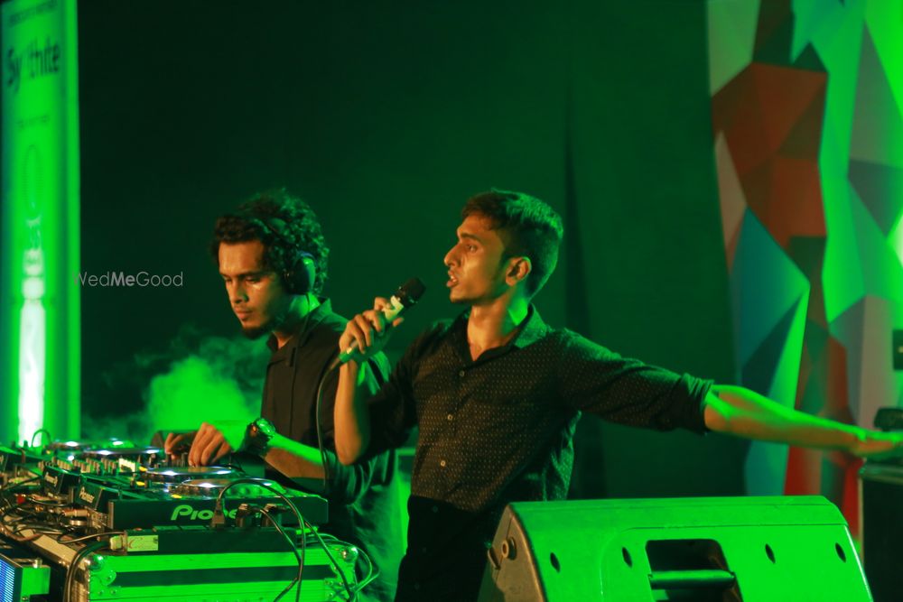 Photo By Darryl Gaulbert - DJs