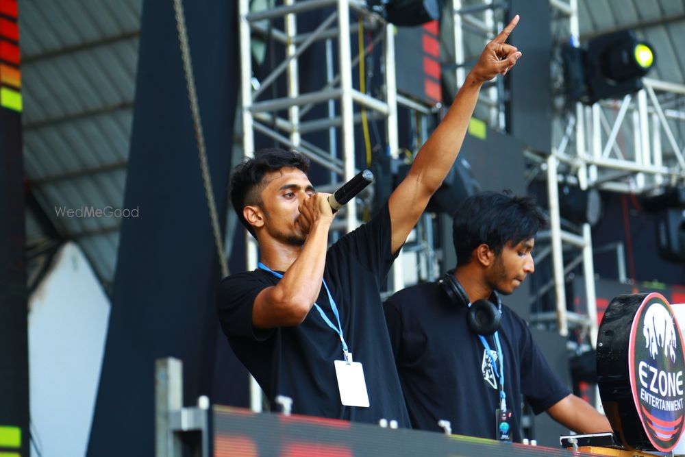 Photo By Darryl Gaulbert - DJs